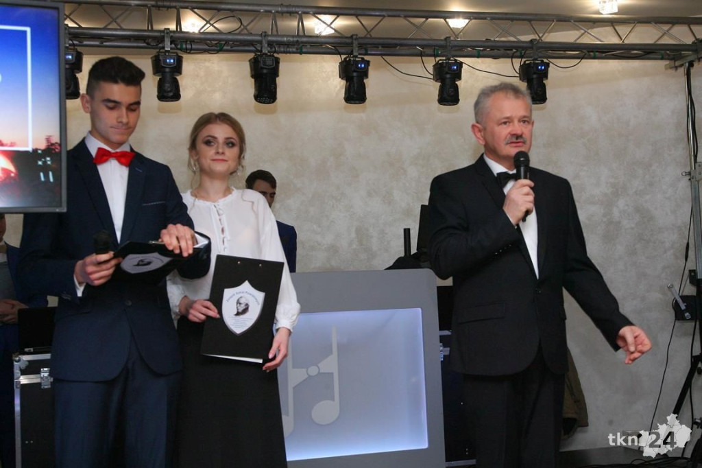 Opoczyńska studniówka szalała w Końskich z Czadomanem! [wideo, zdjęcia]