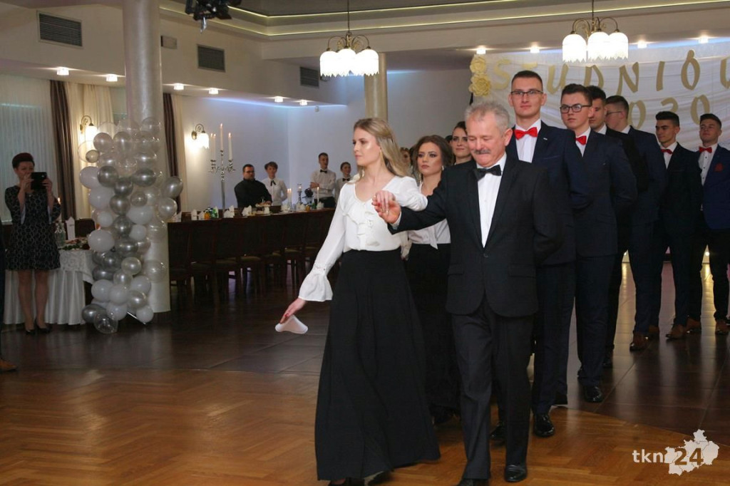 Opoczyńska studniówka szalała w Końskich z Czadomanem! [wideo, zdjęcia]