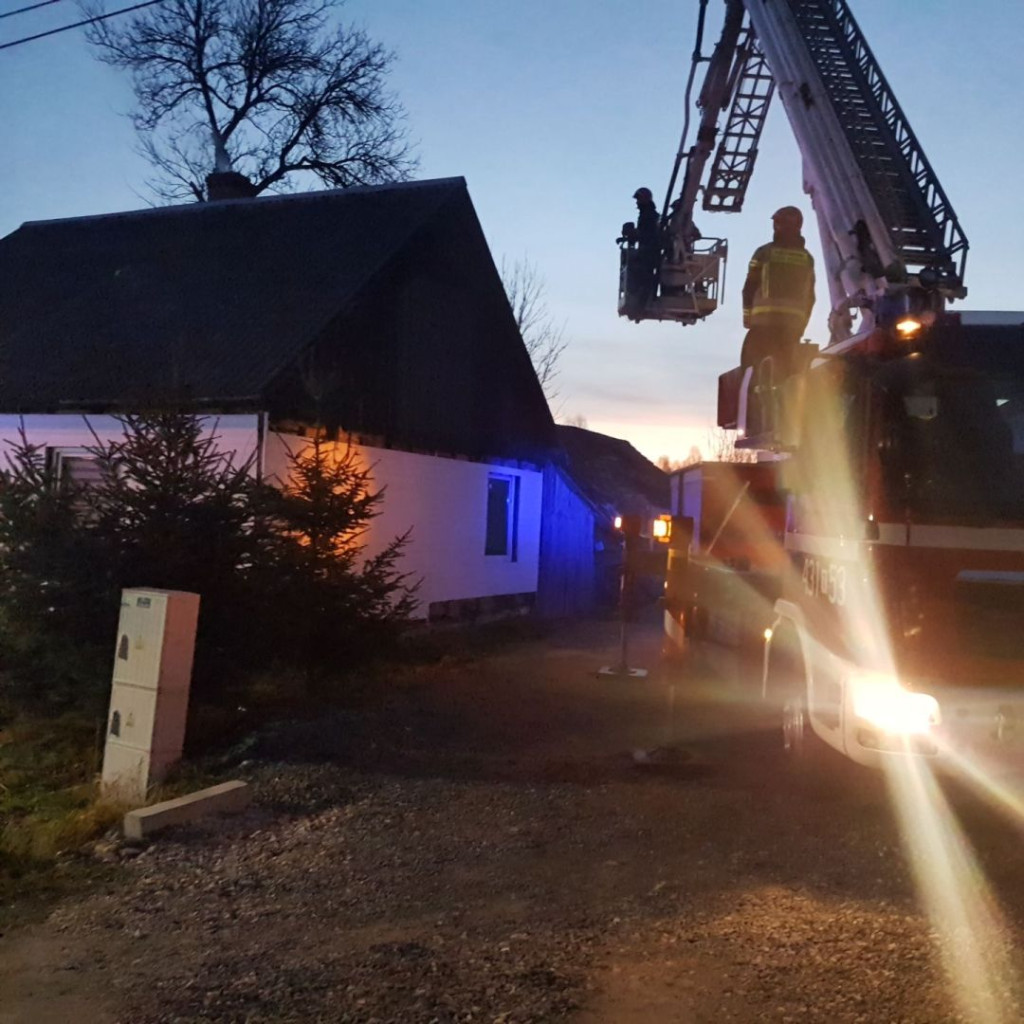 Stąporków: Kolejny pożar sadzy w kominie [zdjęcia]