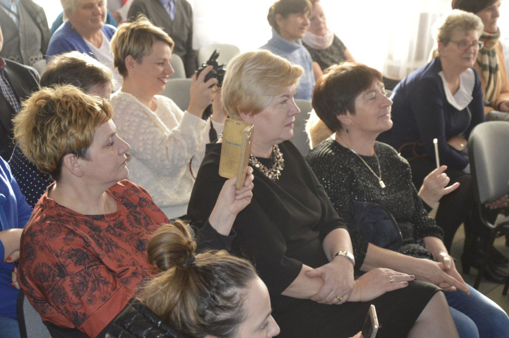 Na dzień babci i dziadka zamienili się w postacie z bajek [zdjęcia]