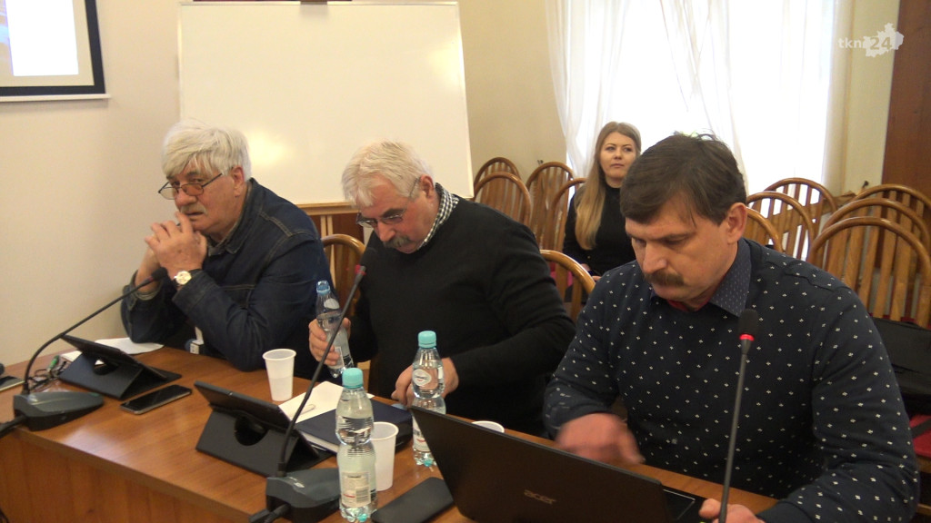 Burzliwe posiedzenie w sprawie rewitalizacji zbiornika w Sielpi [wideo, zdjęcia]