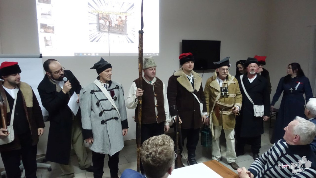 W Maleńcu zorganizowali `Kuźnię Powstańczą` [wideo, zdjęcia]