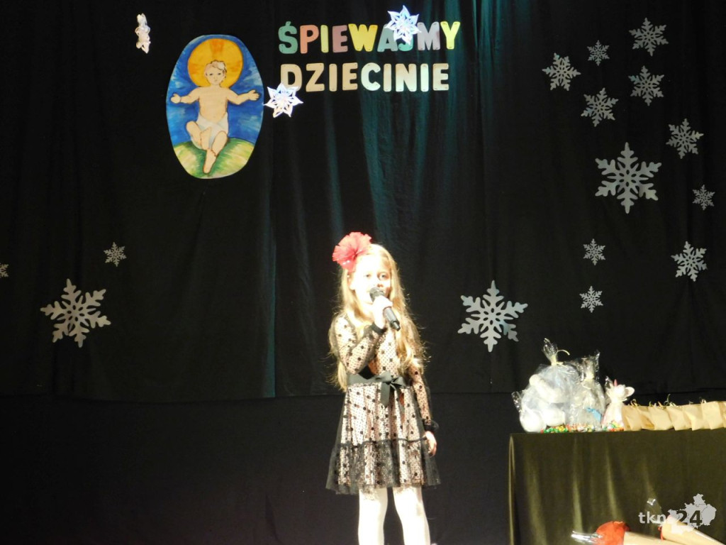 Stąporków: Piąty raz Śpiewali Dziecinie [wideo, zdjęcia]