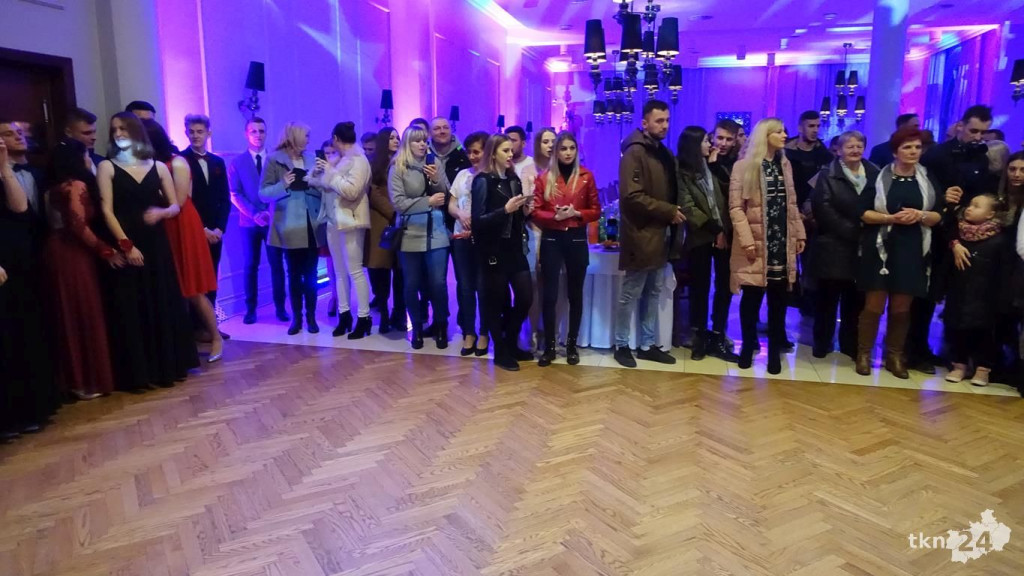 WIDEO: Studniówka 2020 ZSP w Stąporkowie