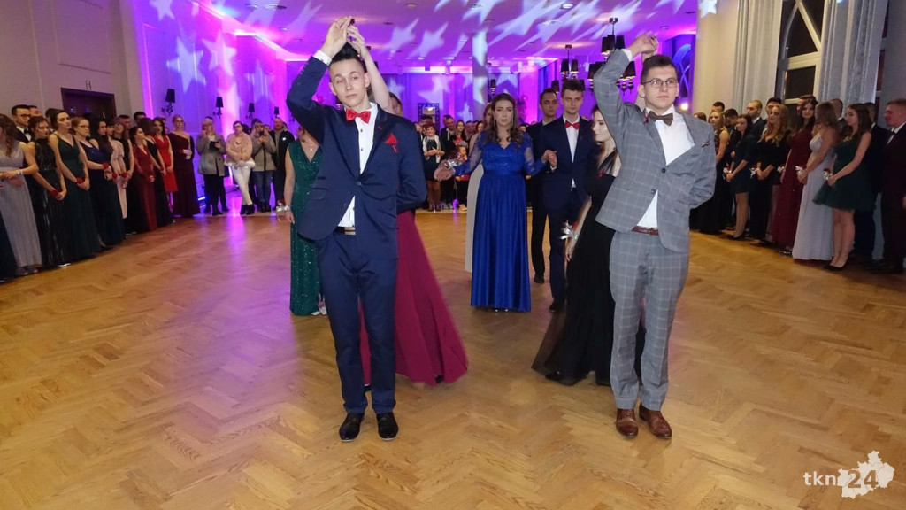 WIDEO: Studniówka 2020 ZSP w Stąporkowie