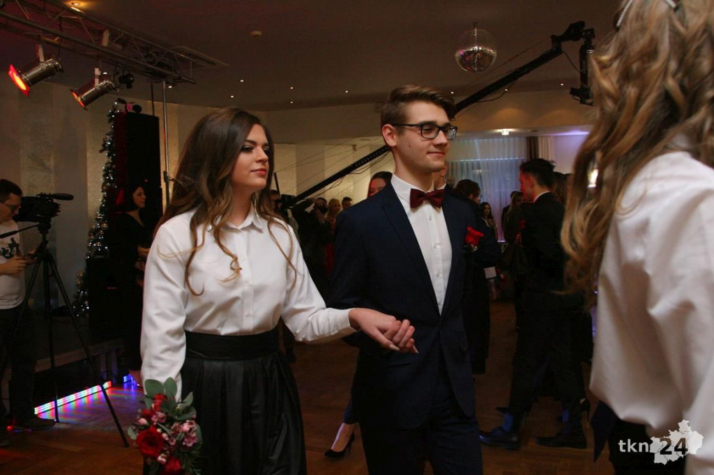 WIDEO: Studniówka I LO z Końskich z zespołem Top Girls!
