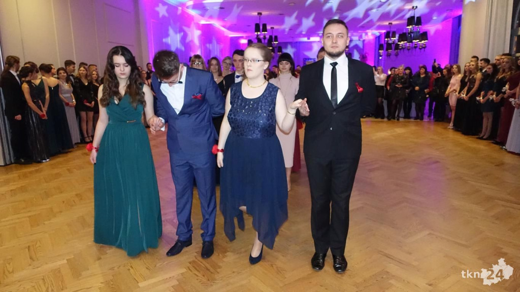 WIDEO: Studniówka 2020 ZSP w Stąporkowie