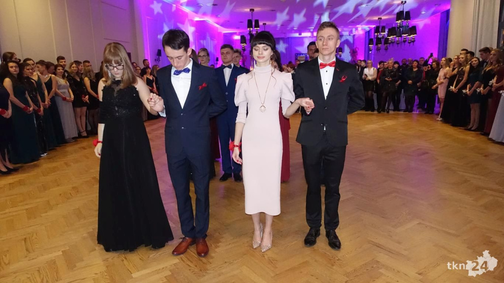 WIDEO: Studniówka 2020 ZSP w Stąporkowie