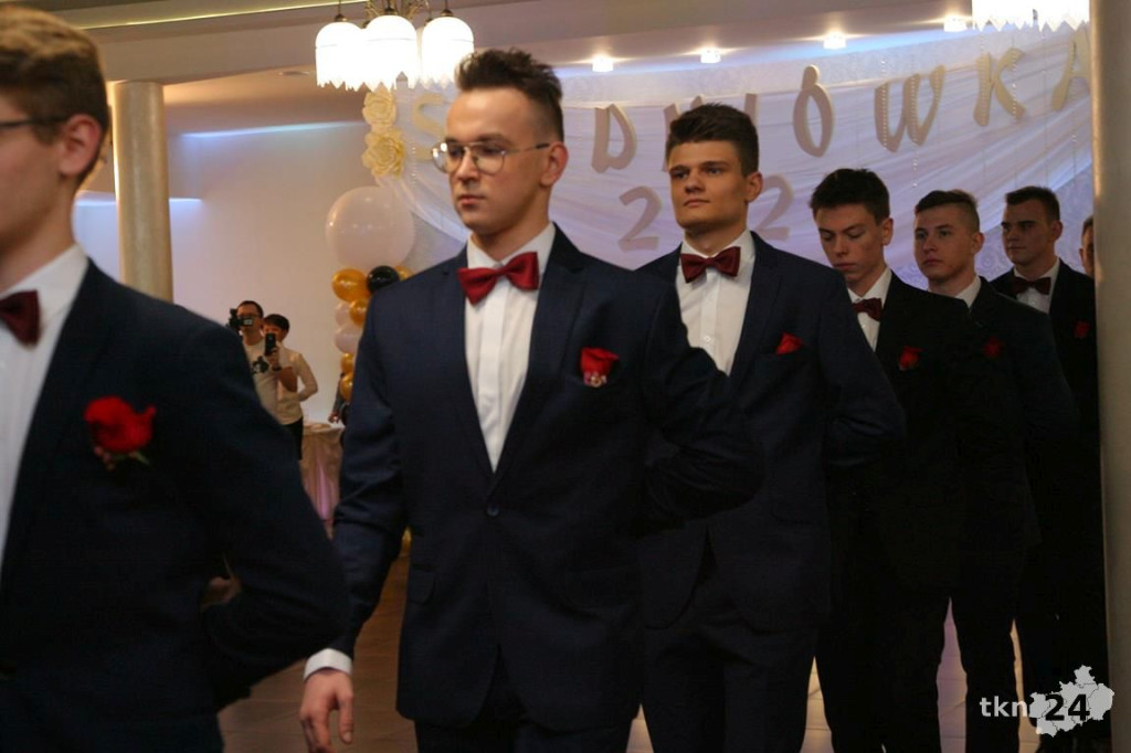 WIDEO: Studniówka I LO z Końskich z zespołem Top Girls!