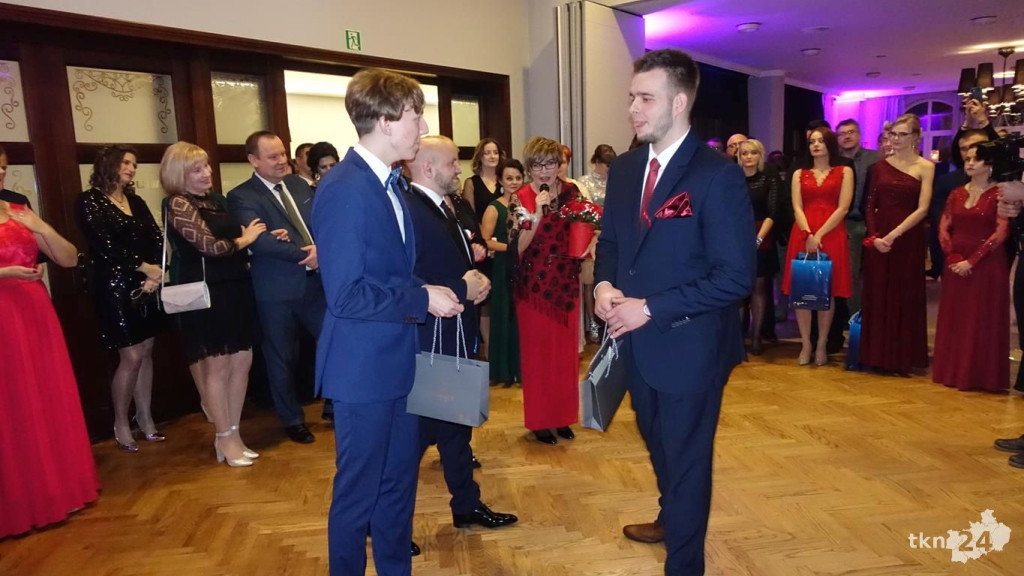 WIDEO: Studniówka 2020 ZSP w Stąporkowie