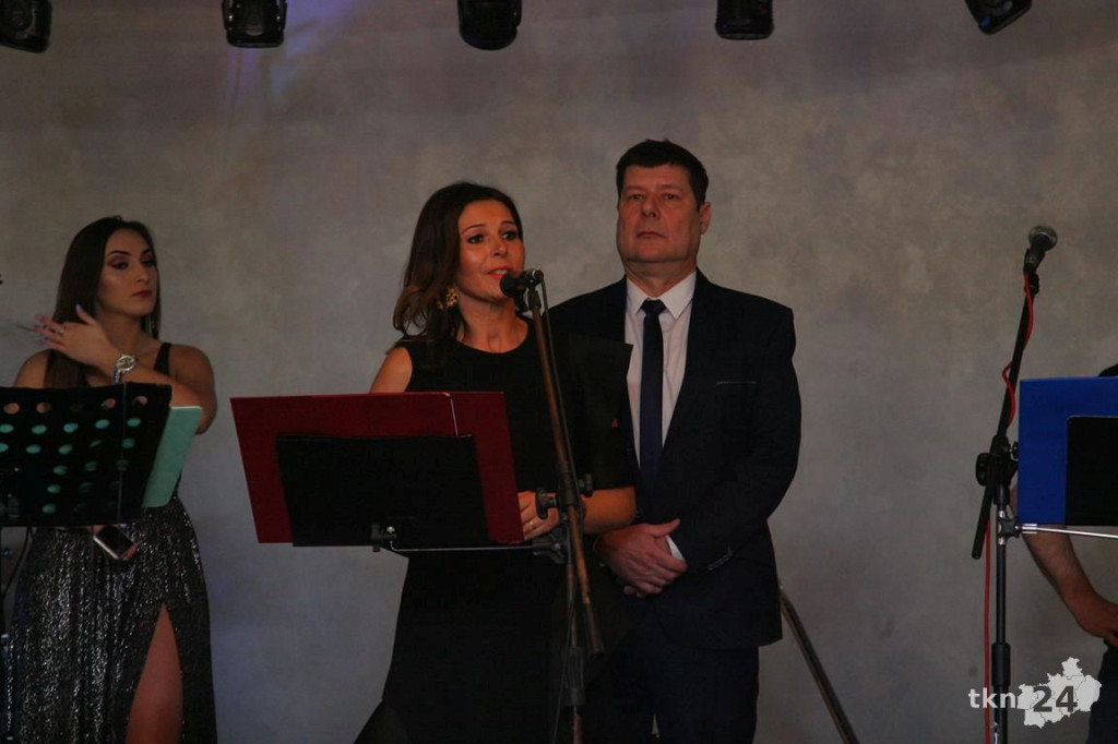 WIDEO: Studniówka I LO z Końskich z zespołem Top Girls!