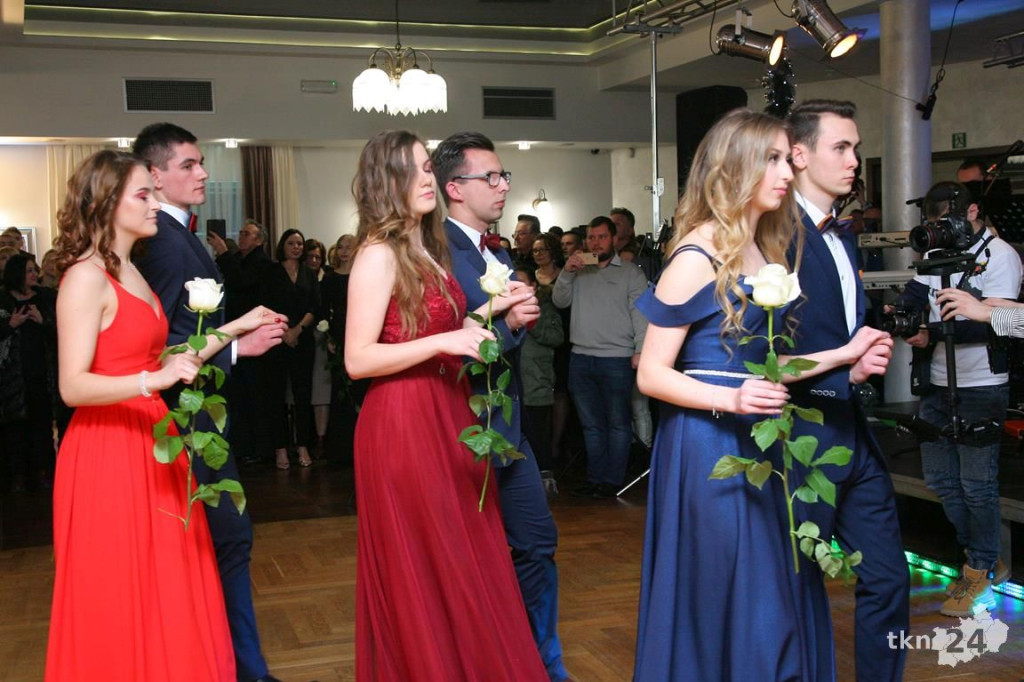 WIDEO: Studniówka I LO z Końskich z zespołem Top Girls!