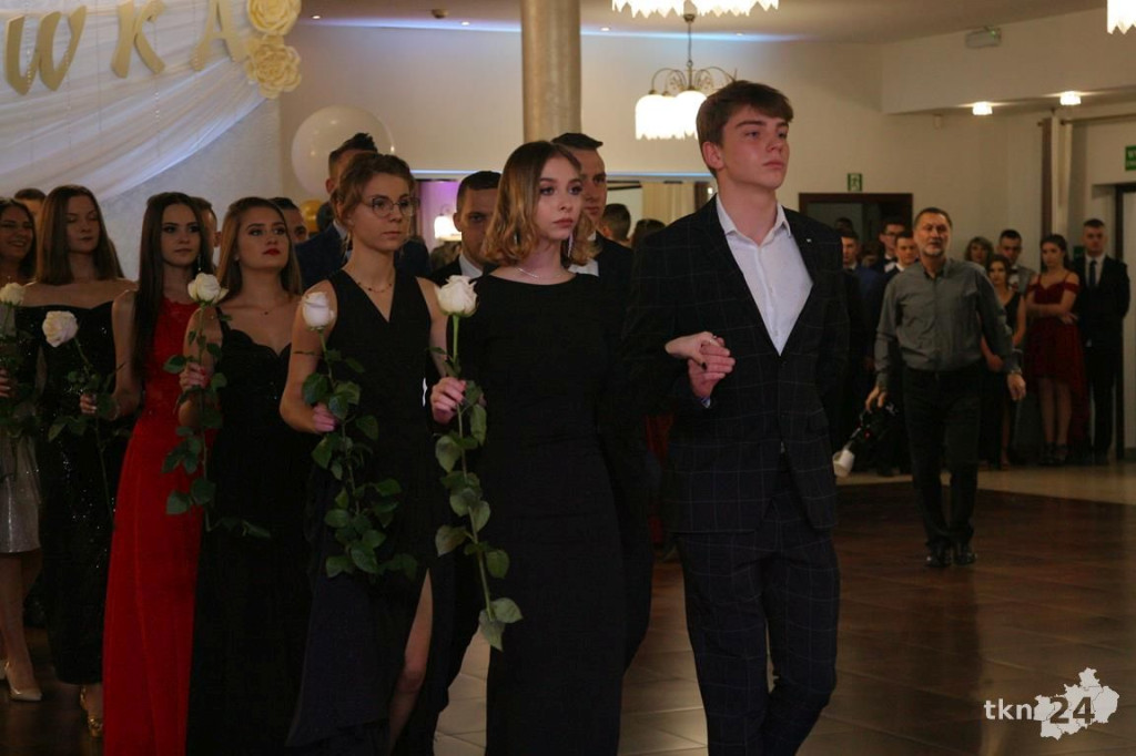 WIDEO: Studniówka I LO z Końskich z zespołem Top Girls!