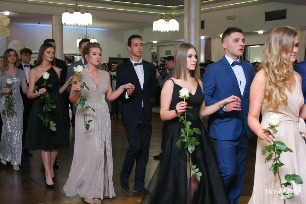 WIDEO: Studniówka I LO z Końskich z zespołem Top Girls!