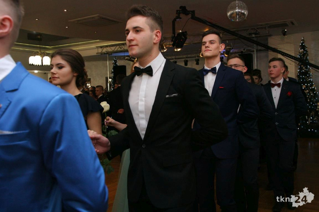WIDEO: Studniówka I LO z Końskich z zespołem Top Girls!