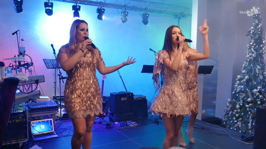 WIDEO: Studniówka I LO z Końskich z zespołem Top Girls!