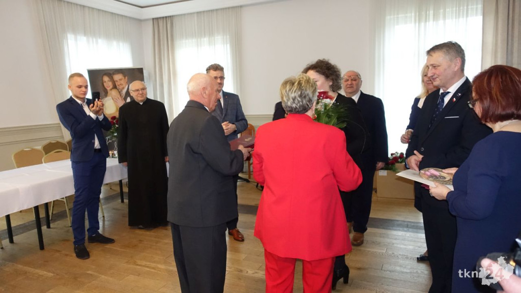 Piękne złote gody z koncertem tenorów w Fałkowie [wideo, zdjęcia]
