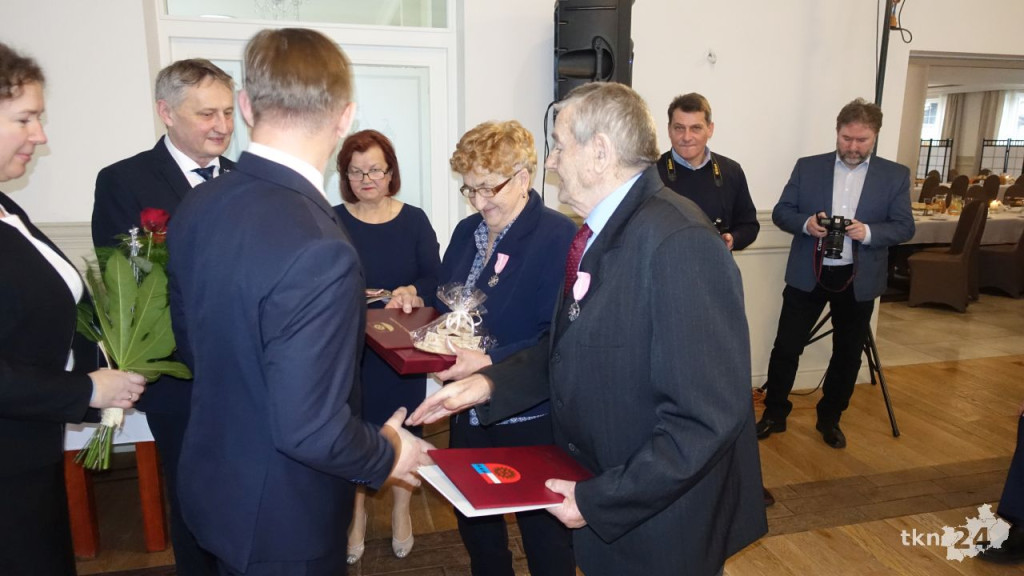 Piękne złote gody z koncertem tenorów w Fałkowie [wideo, zdjęcia]