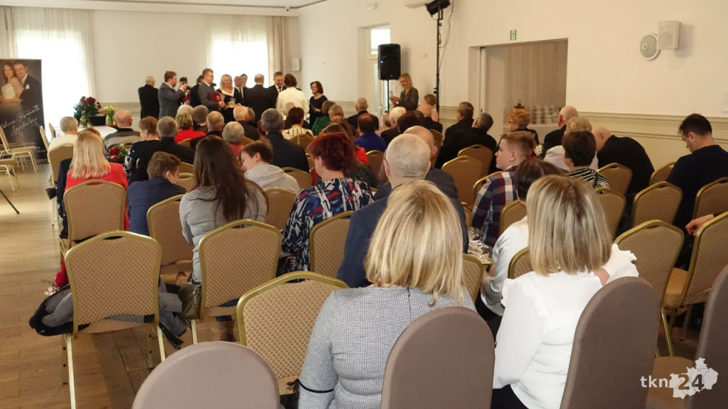 Piękne złote gody z koncertem tenorów w Fałkowie [wideo, zdjęcia]