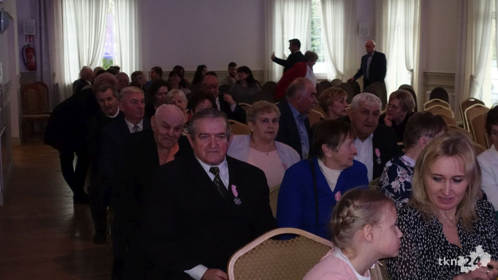 Piękne złote gody z koncertem tenorów w Fałkowie [wideo, zdjęcia]