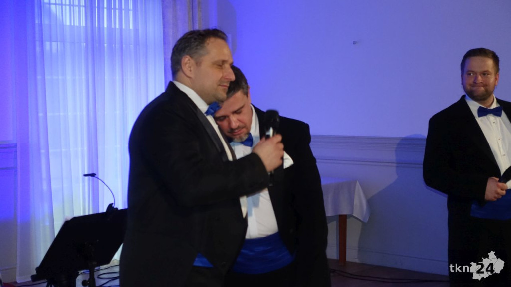 Piękne złote gody z koncertem tenorów w Fałkowie [wideo, zdjęcia]