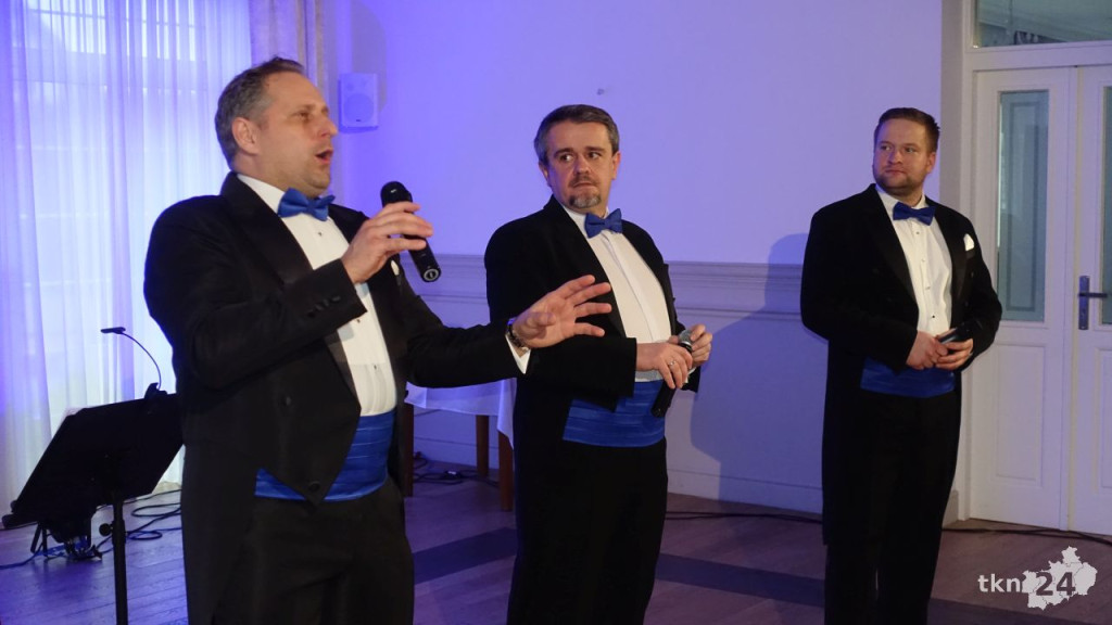Piękne złote gody z koncertem tenorów w Fałkowie [wideo, zdjęcia]