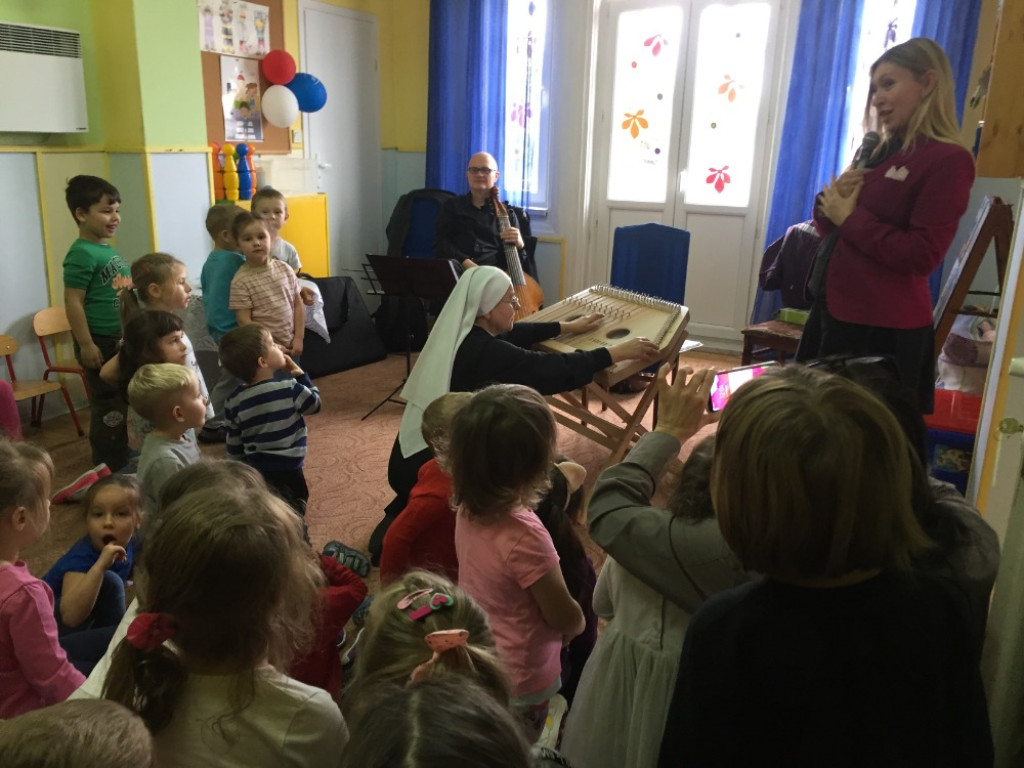 Przedszkole nr 1 to prawdziwie `Domowe Przedszkole`. Informator Przedszkolaka 2020 [zdjęcia]
