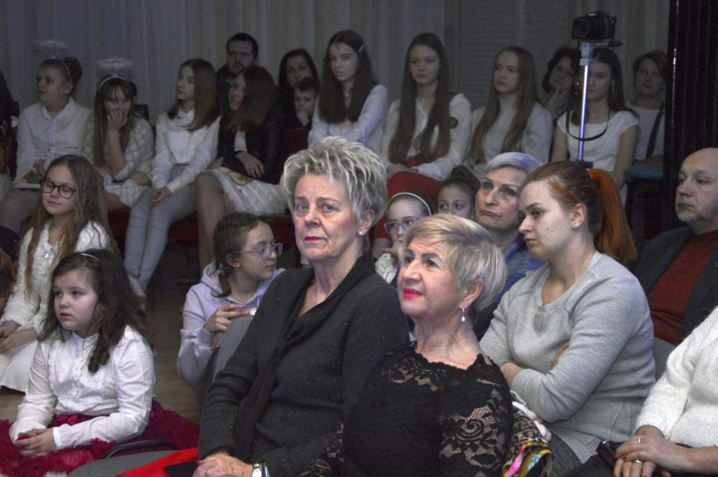 Końskie: Koncert kolęd i pastorałek w MGDK z ogromną frekwencją! [wideo, zdjęcia]