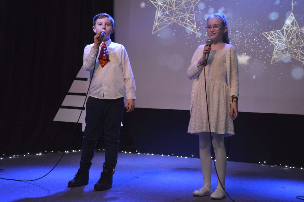 Końskie: Koncert kolęd i pastorałek w MGDK z ogromną frekwencją! [wideo, zdjęcia]
