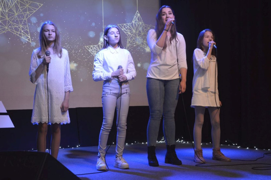 Końskie: Koncert kolęd i pastorałek w MGDK z ogromną frekwencją! [wideo, zdjęcia]
