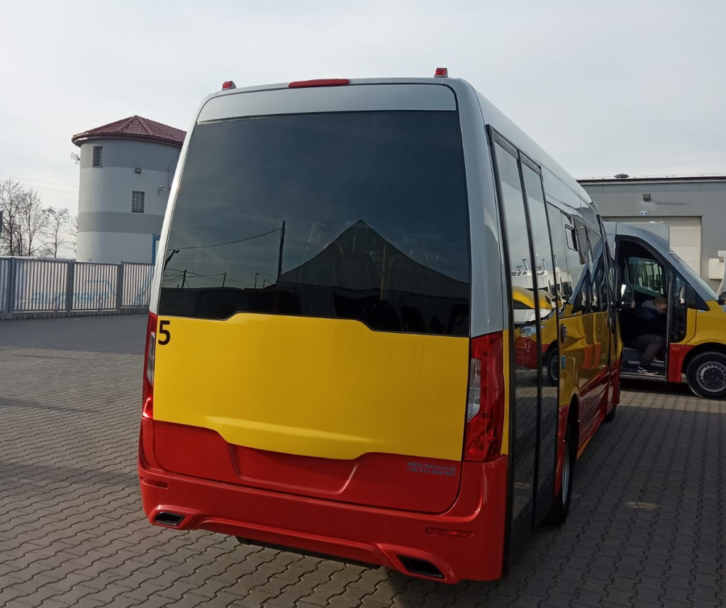 Komunikacja ruszy wkrótce. Mamy zdjęcia miejskich busów! [fotogaleria]
