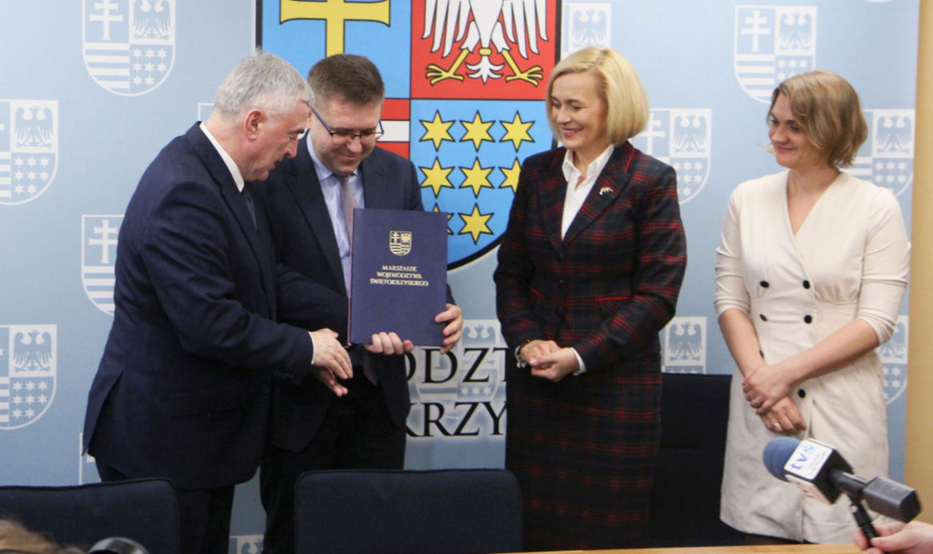 ZSP nr 3 w Końskich i ZSP Stąporków z dużym dofinansowaniem [zdjęcia]