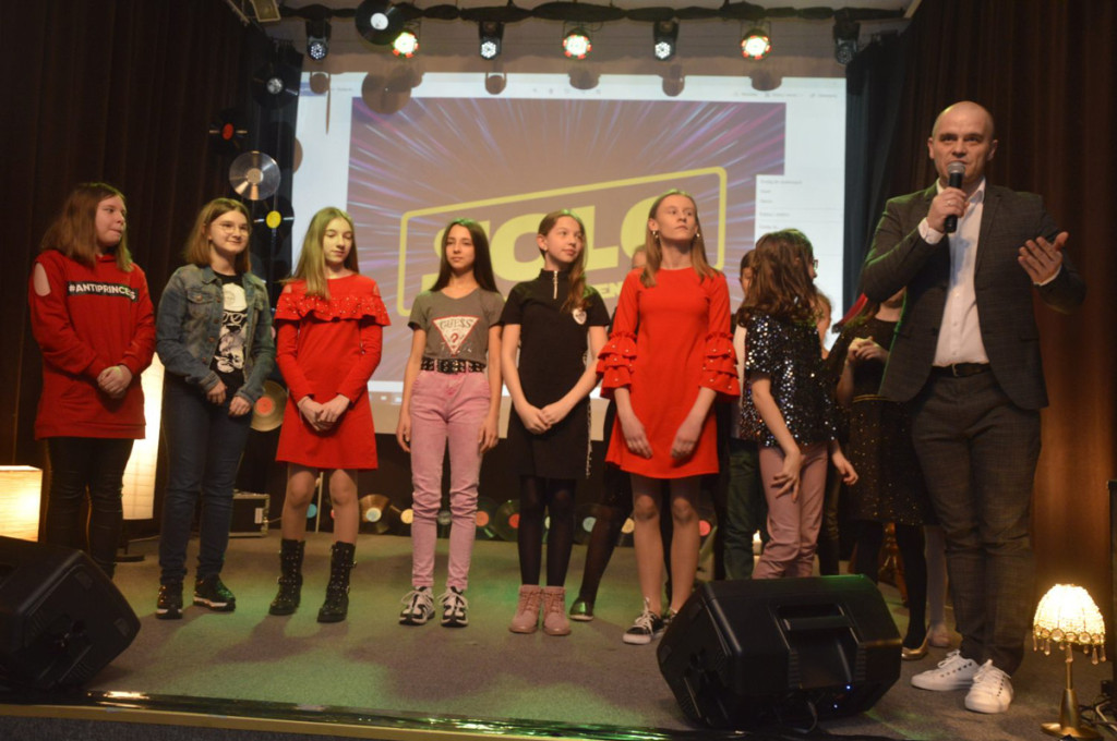 Jubileuszowy koncert Studia Piosenki MGDK w Końskich [zdjęcia]