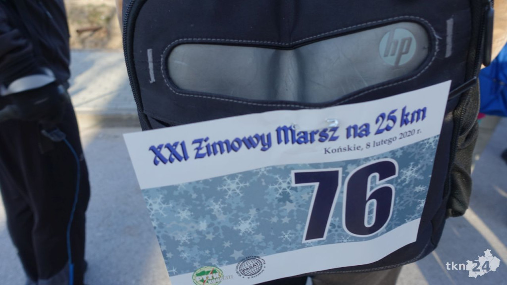 W mrozie maszerowali na 25 kilometrów. Mnóstwo uczestników rajdu [wideo, zdjęcia]