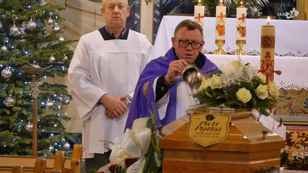 Ostatnie pożegnanie wybitnego koneckiego sportowca Piotra Pytki [wideo, zdjęcia]