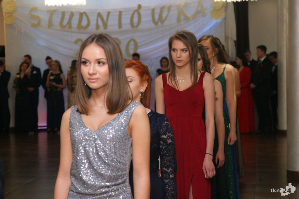 WIDEO: Studniówka 2020 II LO w Końskich