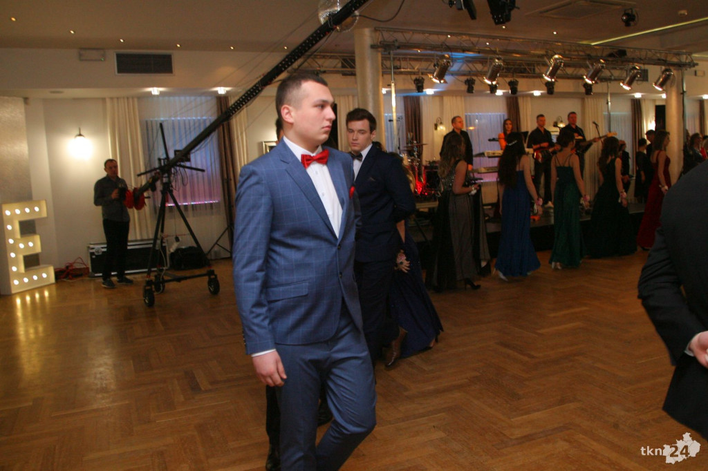 WIDEO: Studniówka 2020 II LO w Końskich