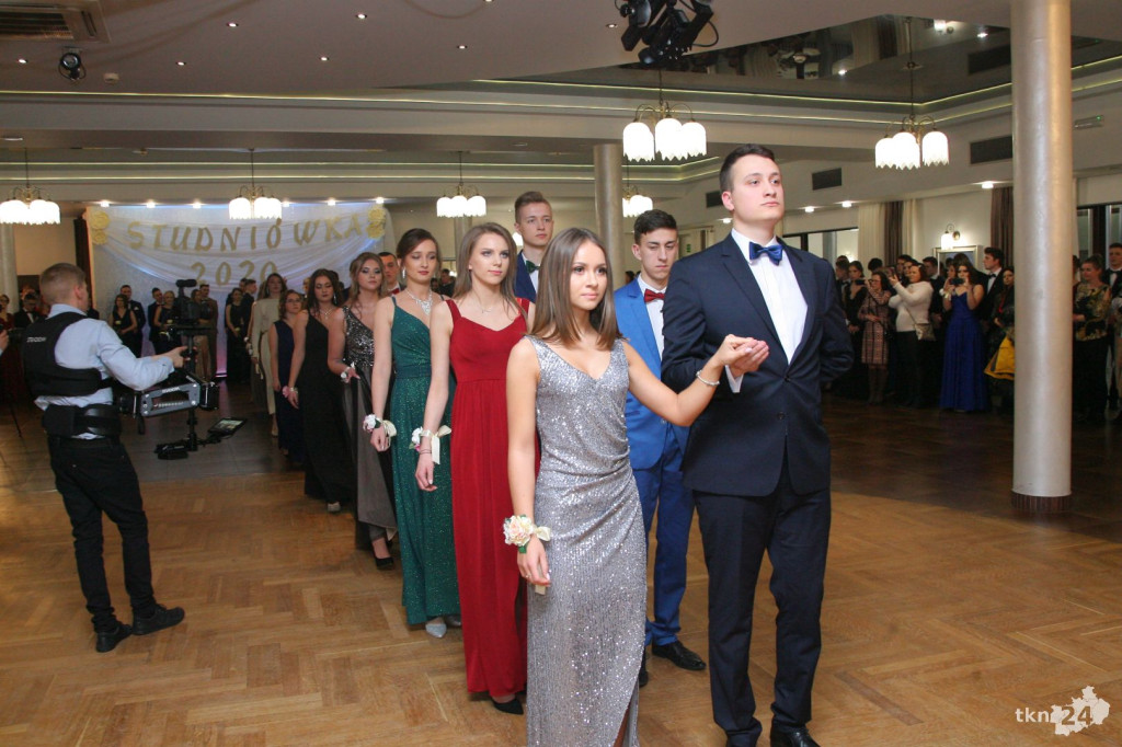 WIDEO: Studniówka 2020 II LO w Końskich