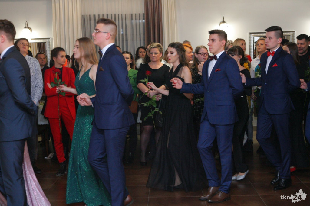 WIDEO: Studniówka 2020 II LO w Końskich