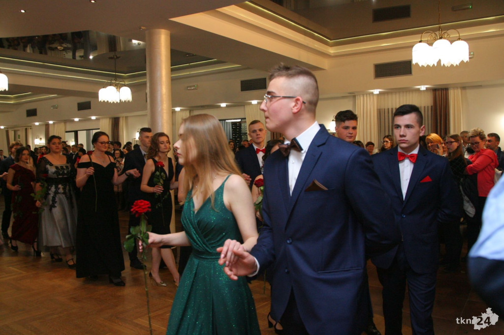WIDEO: Studniówka 2020 II LO w Końskich