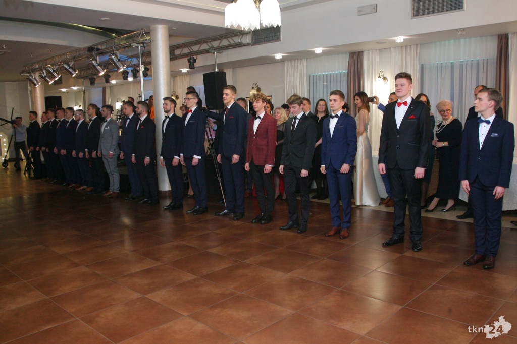 WIDEO: Studniówka 2020 II LO w Końskich