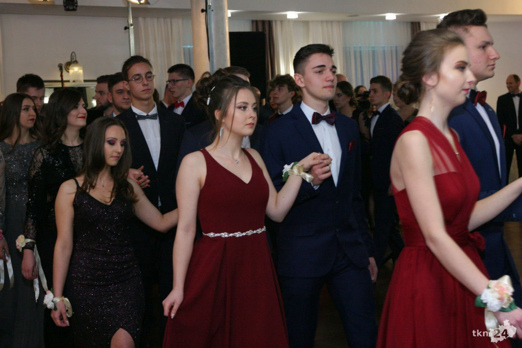 WIDEO: Studniówka 2020 II LO w Końskich