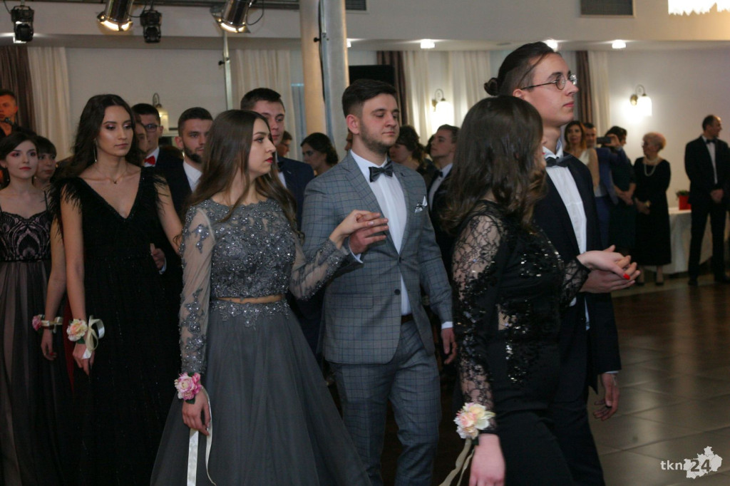 WIDEO: Studniówka 2020 II LO w Końskich