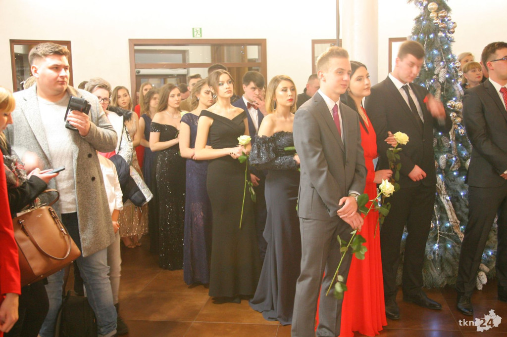 WIDEO: Studniówka 2020 II LO w Końskich