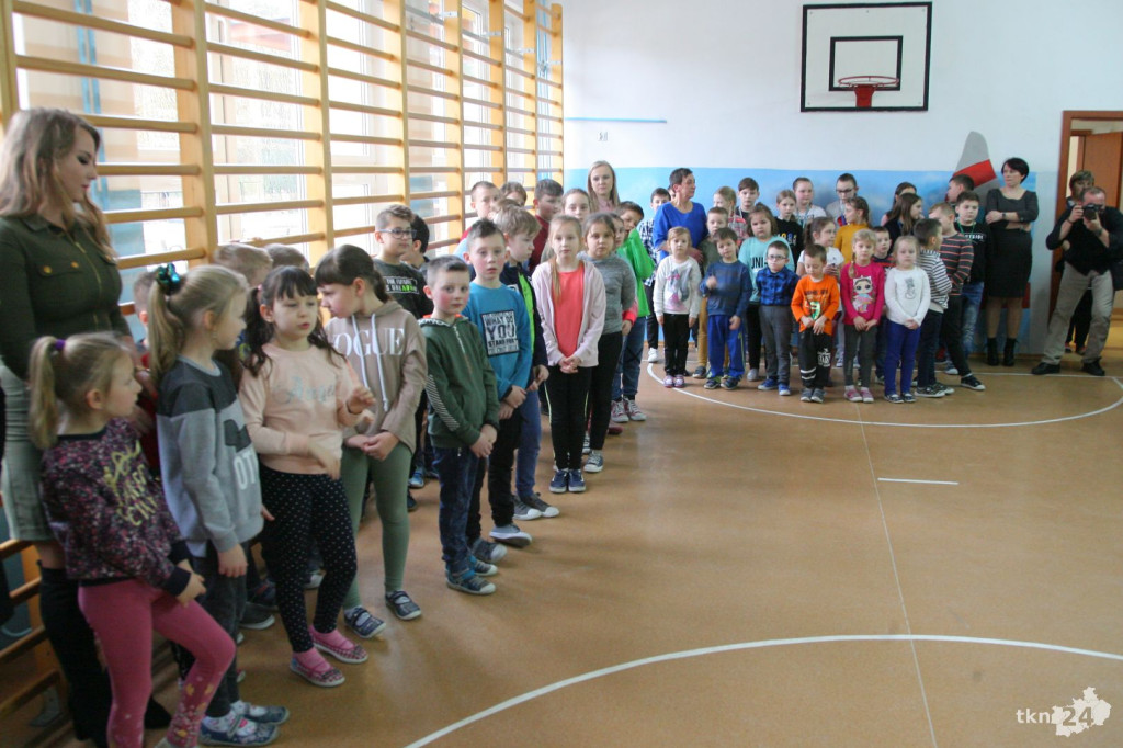 Szkoła Podstawowa w Górnikach z nowym sprzętem multimedialnym! [wideo, fotogaleria]