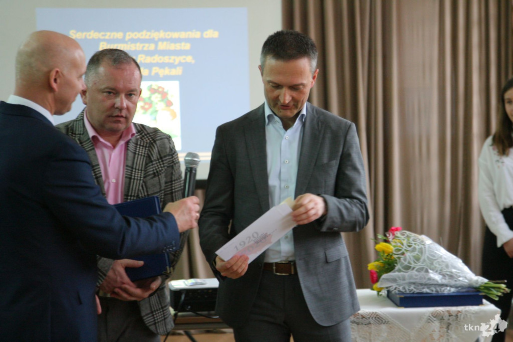 Szkoła Podstawowa w Górnikach z nowym sprzętem multimedialnym! [wideo, fotogaleria]