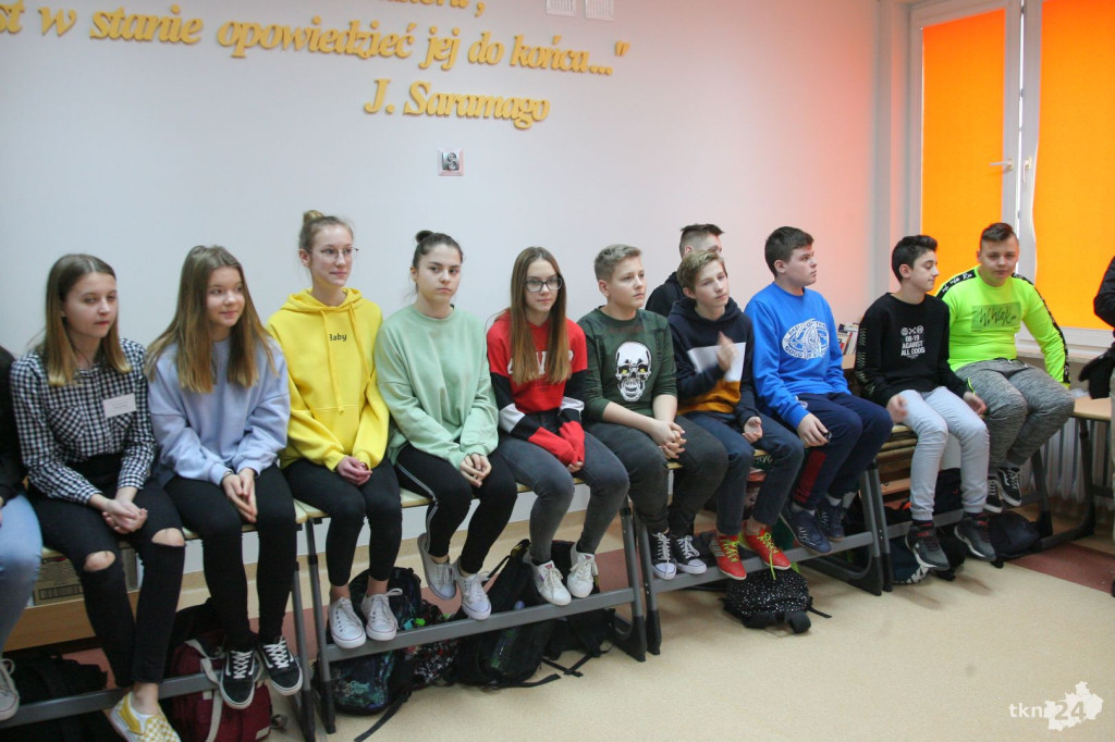 Szkoła Podstawowa w Górnikach z nowym sprzętem multimedialnym! [wideo, fotogaleria]