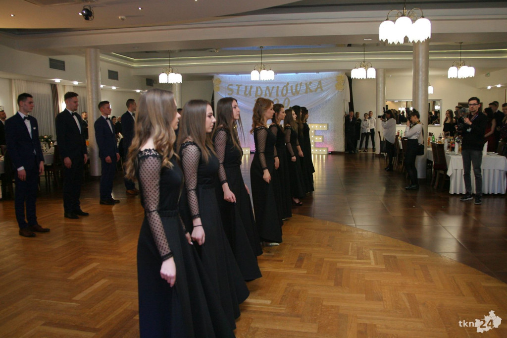 WIDEO: Studniówka 2020 ZSP nr 1 w Końskich