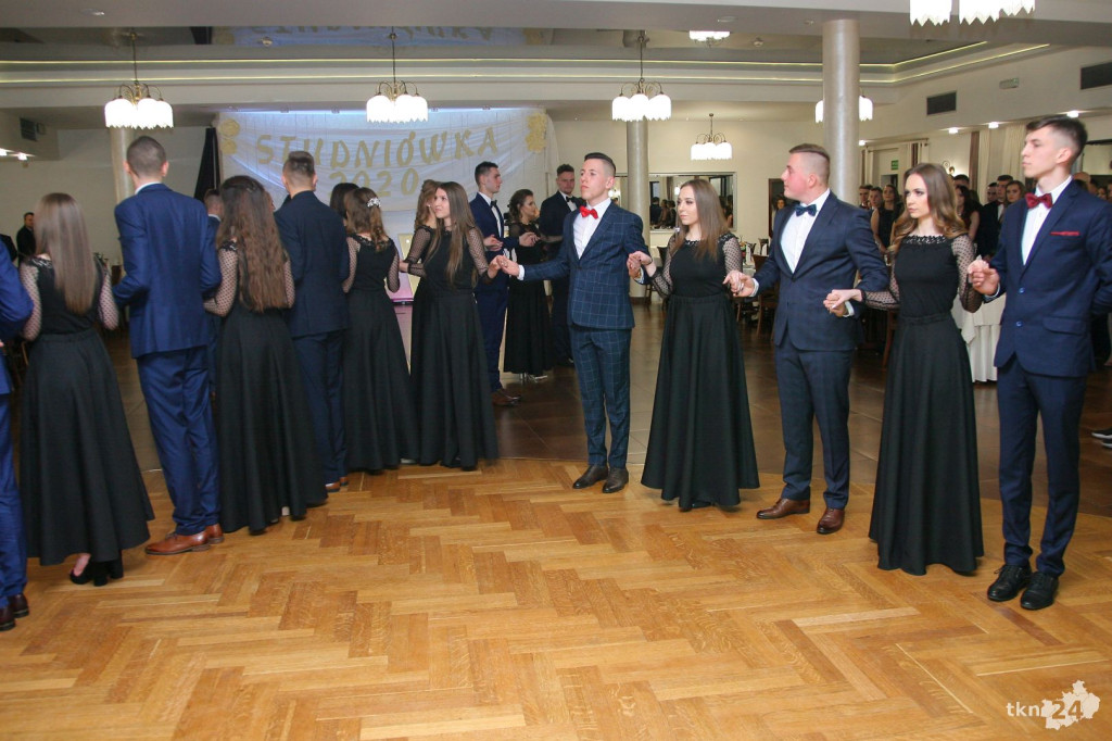 WIDEO: Studniówka 2020 ZSP nr 1 w Końskich