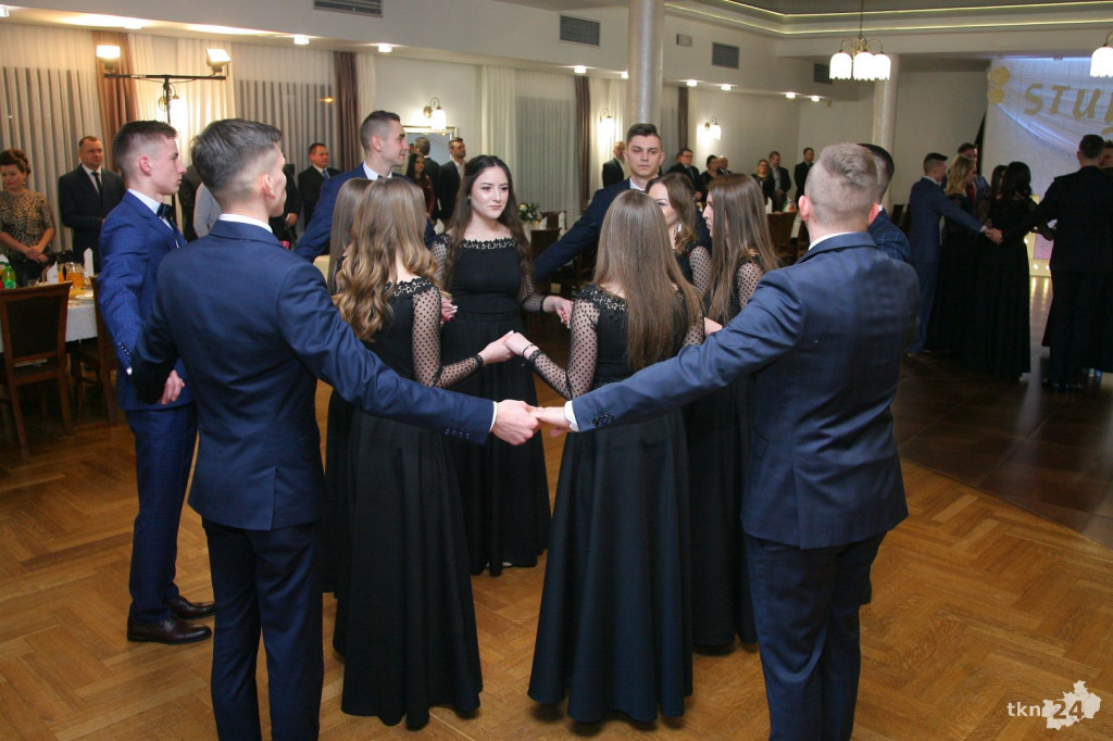 WIDEO: Studniówka 2020 ZSP nr 1 w Końskich
